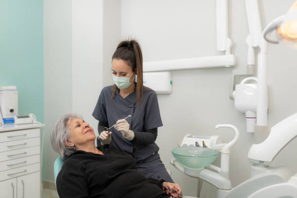 Best Teeth Whitening  in Crestwood, IL